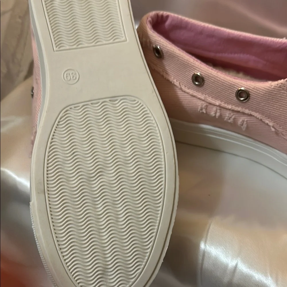 NWOT PINK SLIP ON SNEAKERS! - Picture 7 of 10